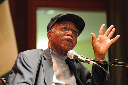 achebe.jpg