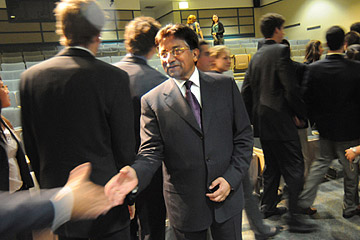 musharraf2.jpg