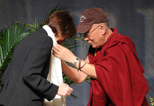 dalai_scarf.jpg dalai_scarf.jpg