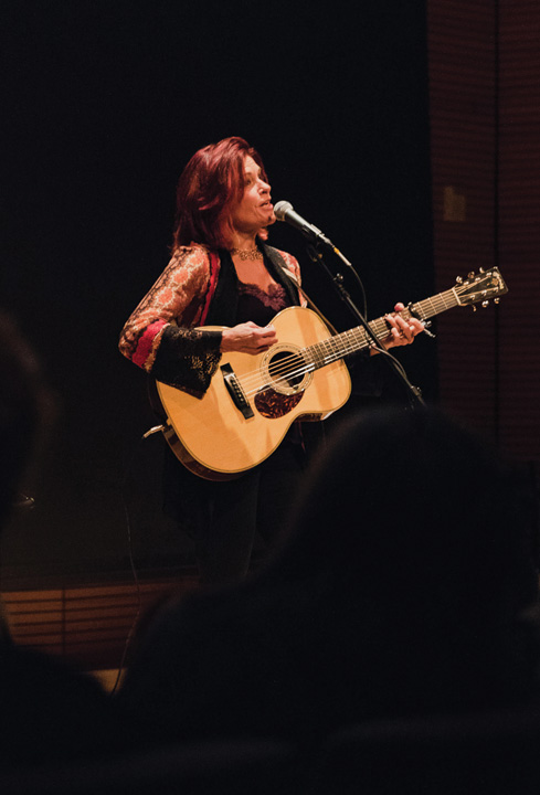 RosanneCash.jpg