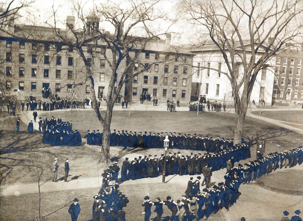 Brown students doing the Snake Dance on Class Day, 1902