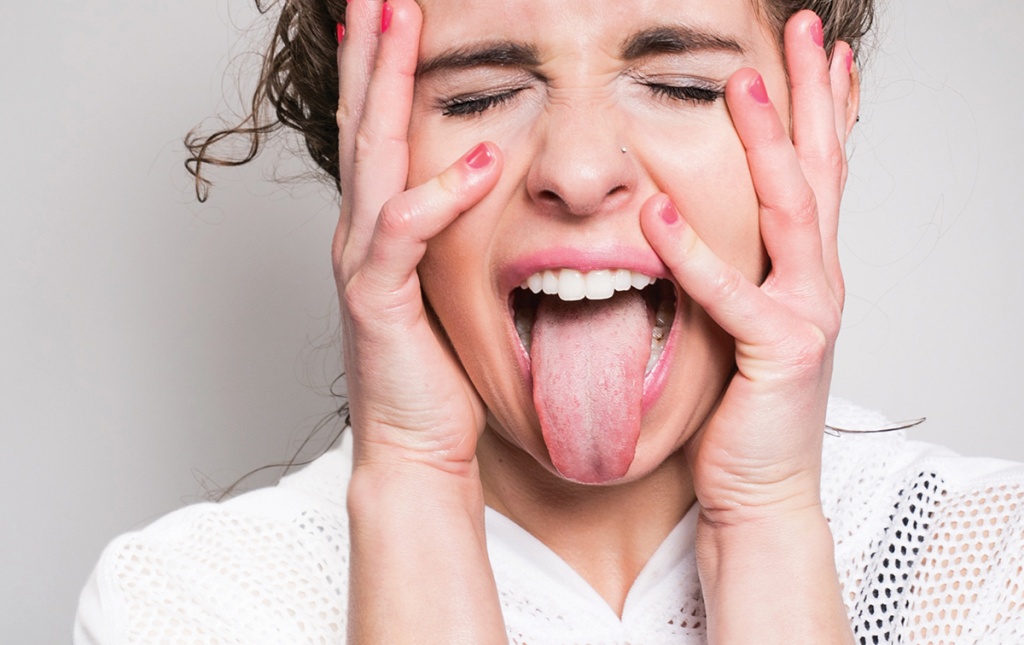 Photograph of Sadie Kurzban ’12 making a silly face