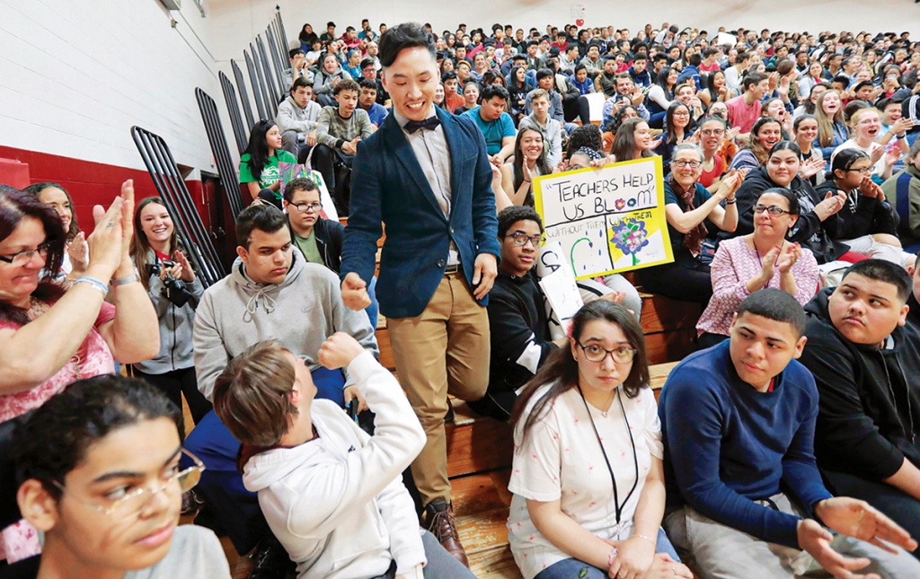 Photo of Teach of the Year, Takeru Nagayoshi ’14