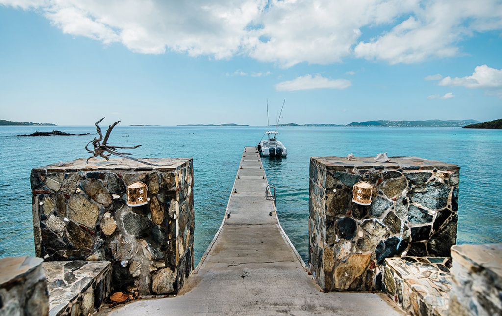 Image of landing dock at Lovago