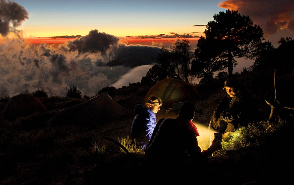 Image expedition team cooking dinner in Guatemala