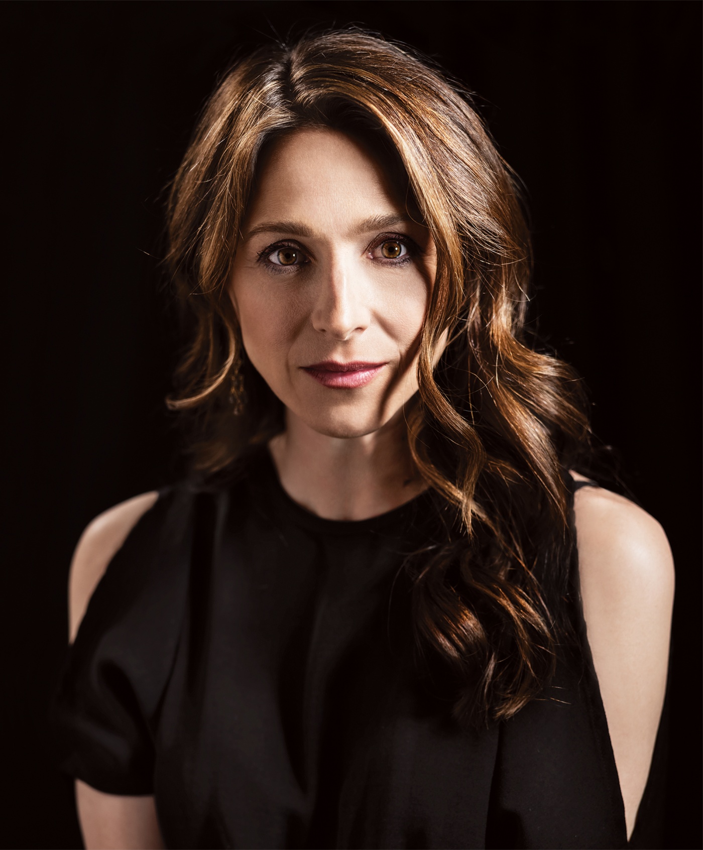 Photograph of Marin Hinkle '88