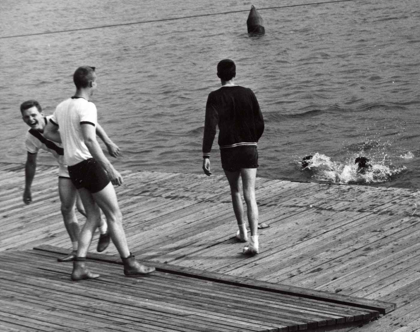 1960 crew coxswain toss