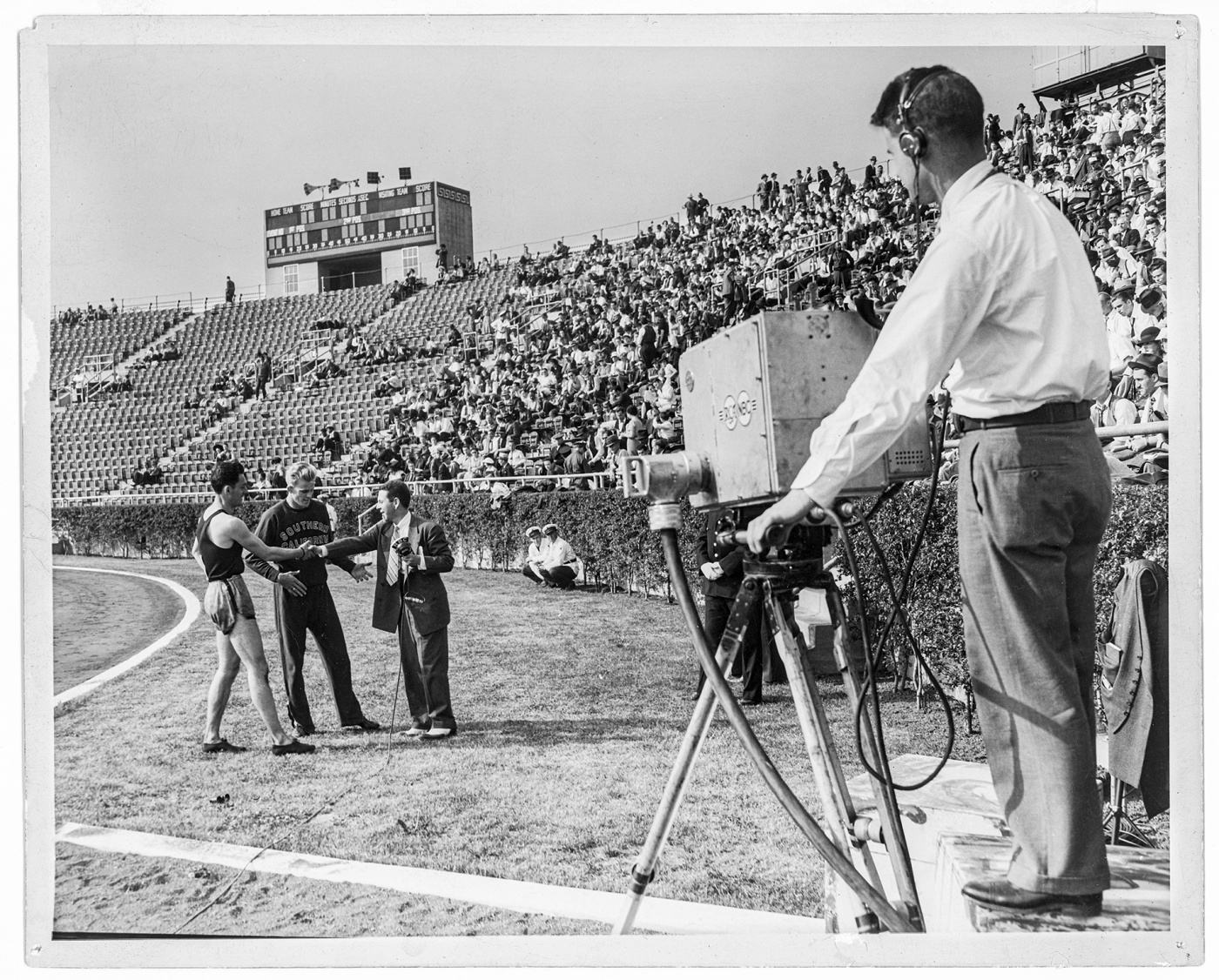 Image of Ken Clapp after wining the 220 at the 1939 IC4A meet.