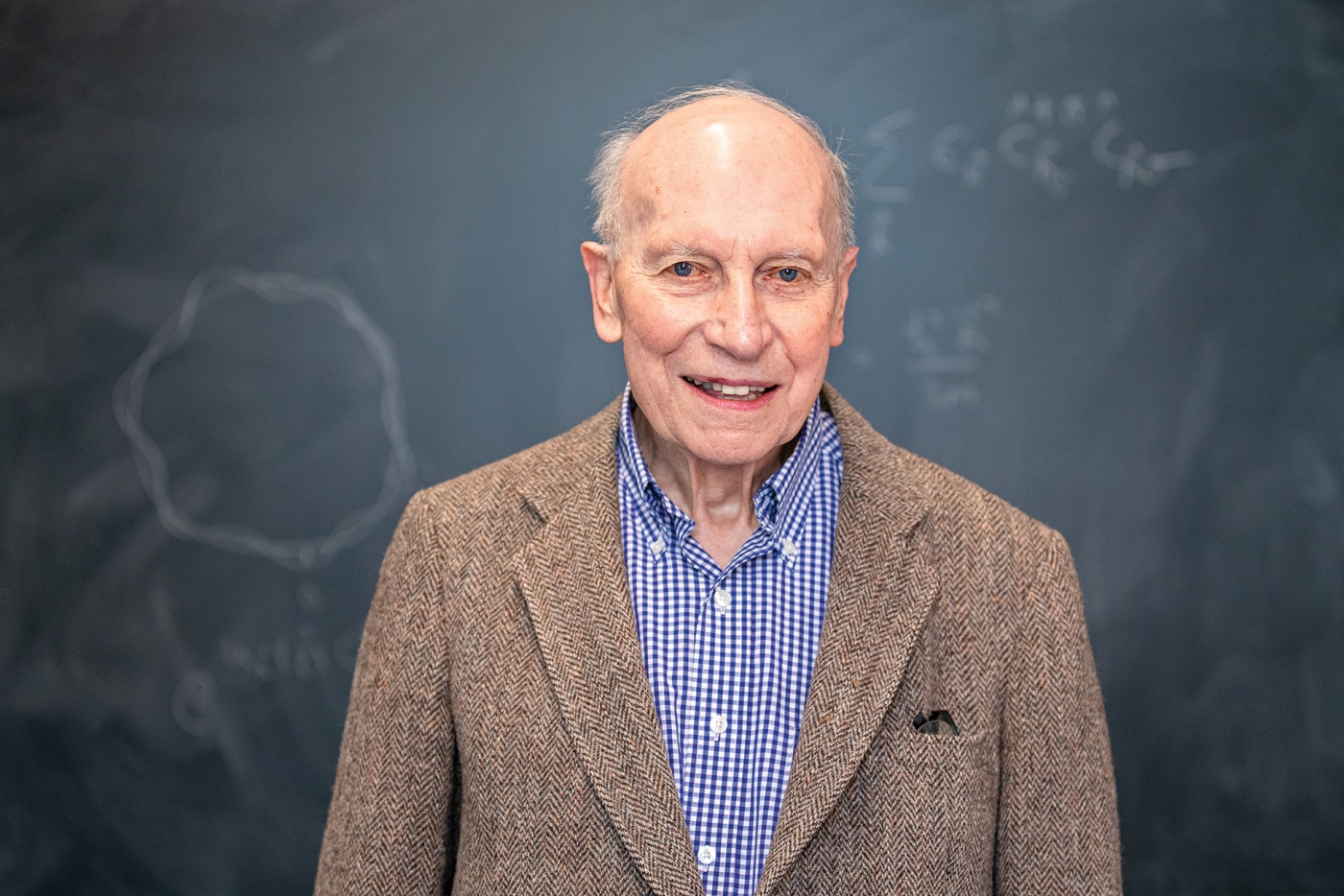 portrait of Manfred Steiner ’22 PhD