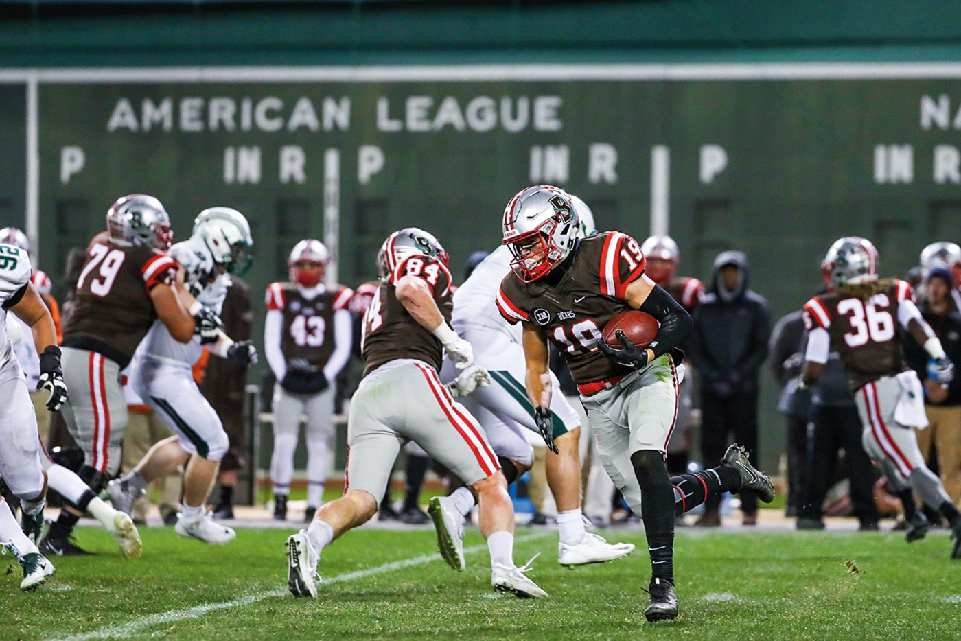 Image of a football game