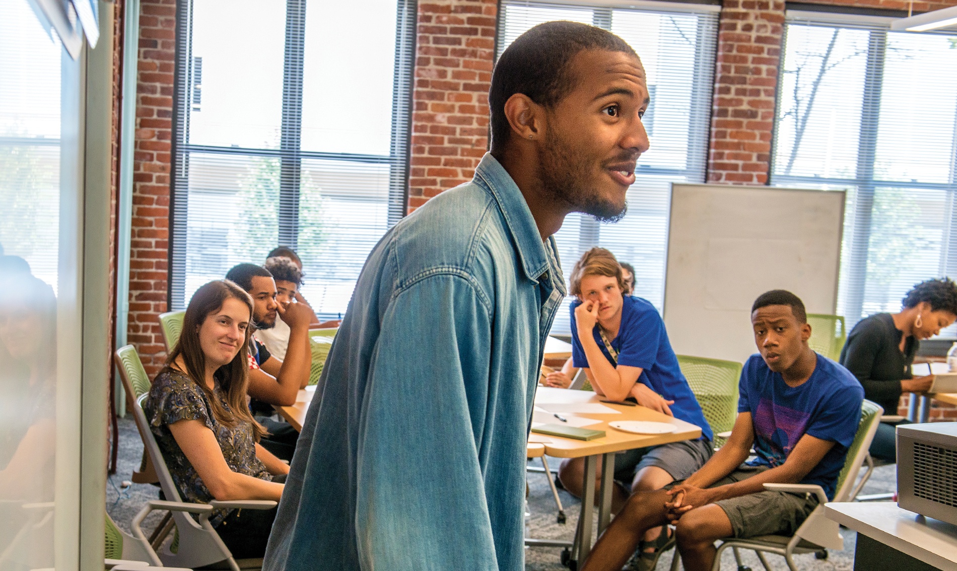 Aaron Cooper ’21 running a workshop