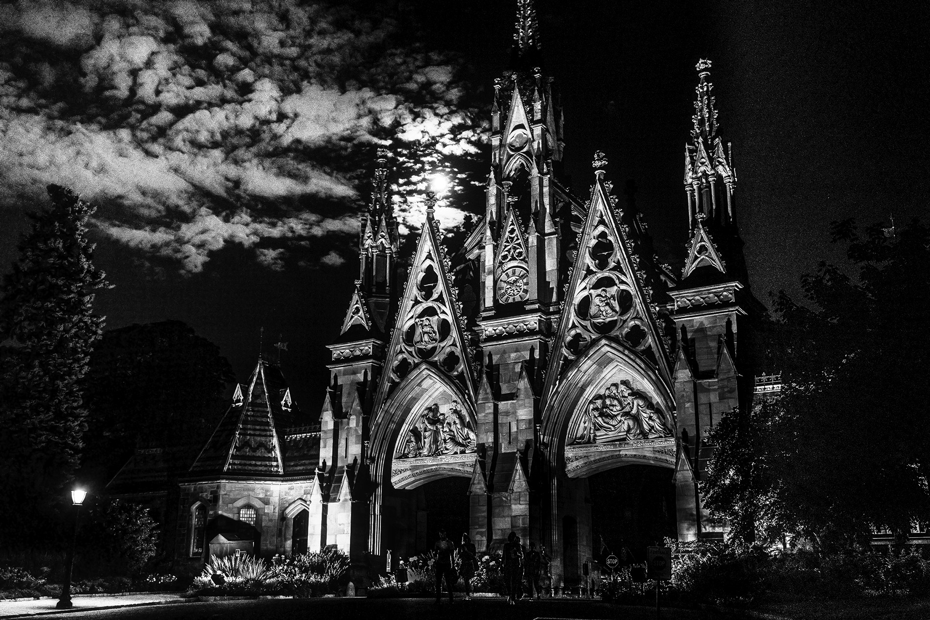 Image of entrance arch at the Green-Wood Cemetery in Brooklyn, N.Y.