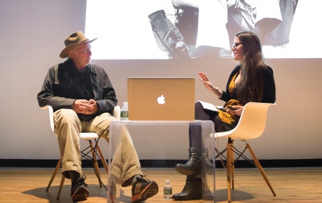 Danny Lyon chats on stage with Allison Pappas ’08