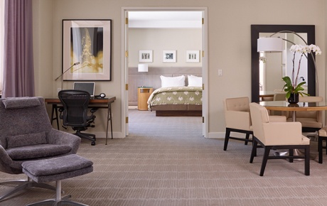 Image of NYC hotel suite