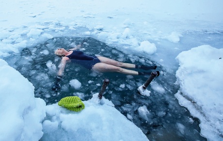 Image of Helen Wagner floating icy water.